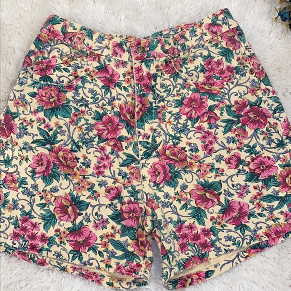 🎉🎉HOST PICK🎉🎉 Vintage shorts - Picture 2 of 7